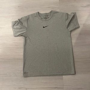 Kids Nike T-shirt